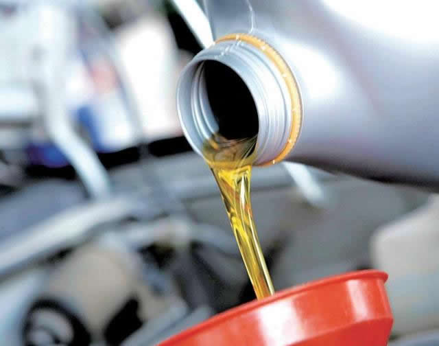 怎樣分辨機油的真假?-第2張圖片-鄭州市冠恒貿易有限公司【官方網站】-車用潤滑油服務專家 怎樣分辨機油的真假?-第2張圖片-鄭州市冠恒貿易有限公司【官方網站】-車用潤滑油服務專家